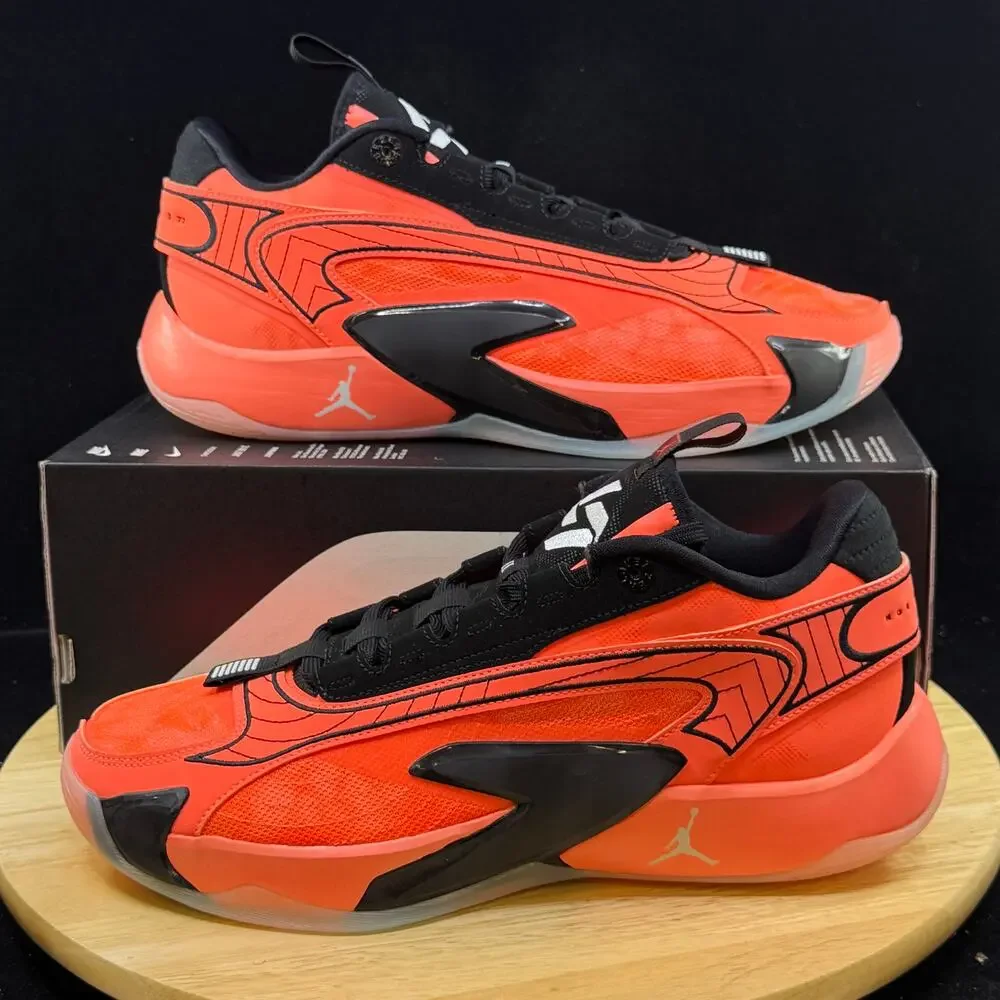 Jordan Luka Doncic 2 Bright Mango Black Basketball Shoes Size 10.5 DX8733-800